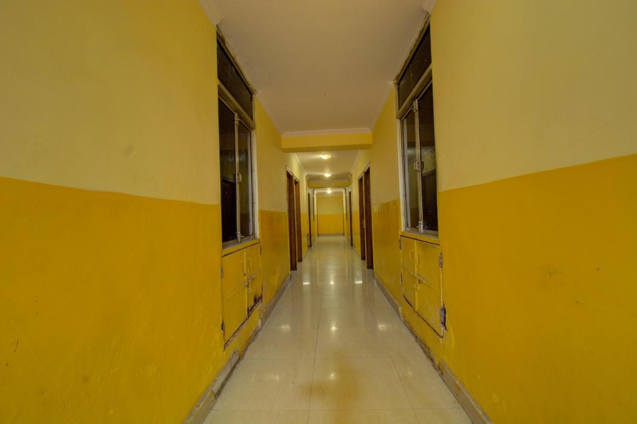 Hotel Oyo 16002 Shaan Jaipur