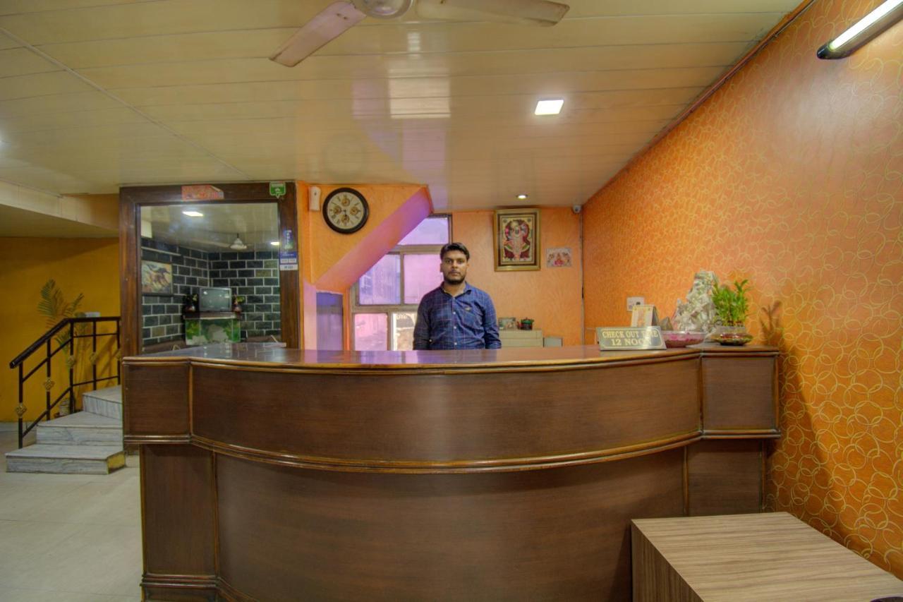 Hotel Oyo 16002 Shaan Jaipur