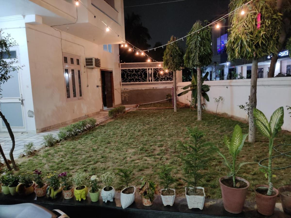 House No 87a * Jaipur
