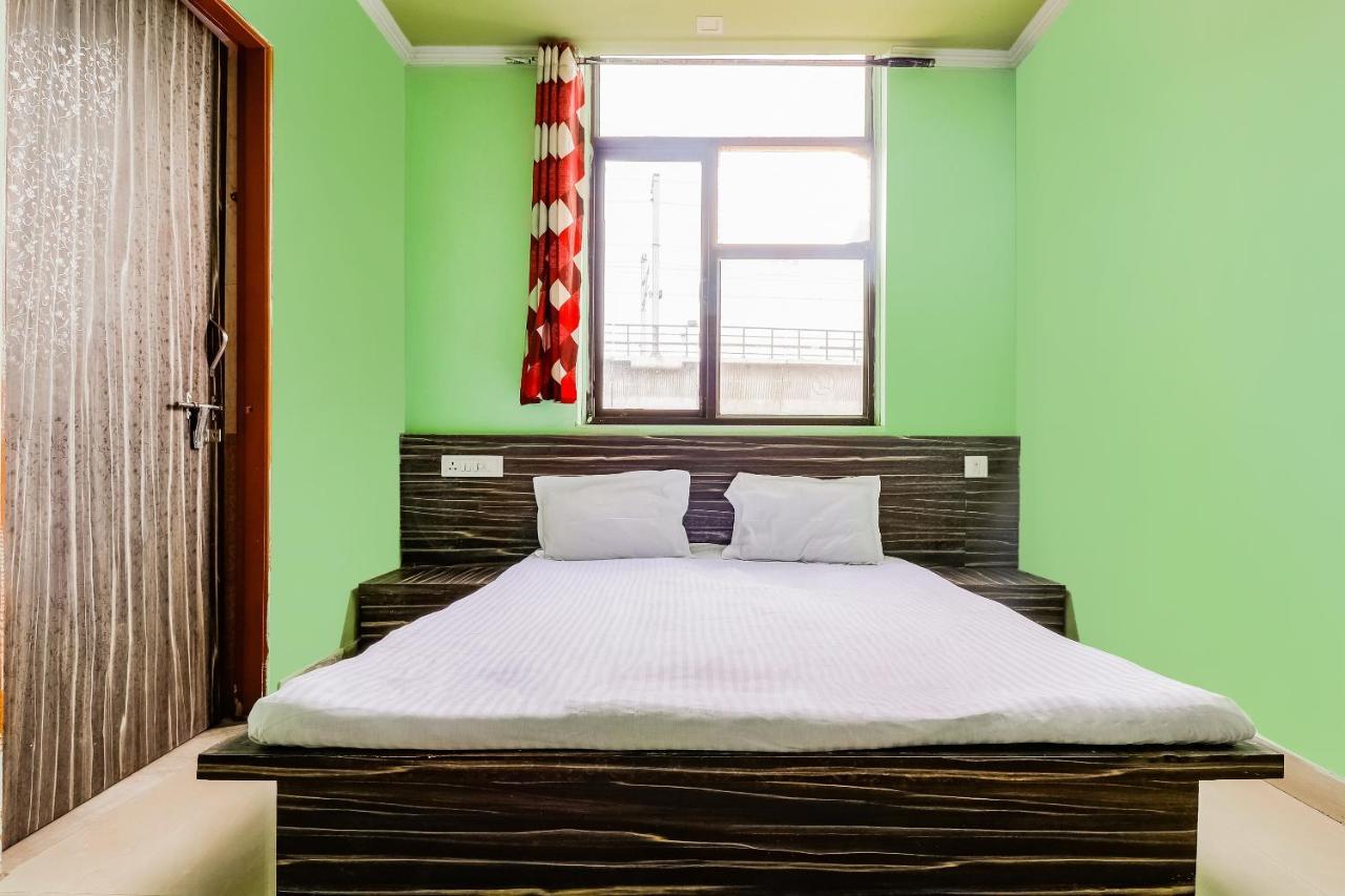 Oyo Flagship 46243 Bmb Hotel Jaipur