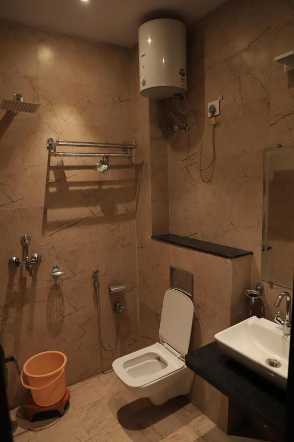 Hotel V D Hotel