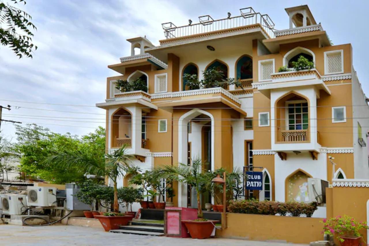 Dev Hotel 3*