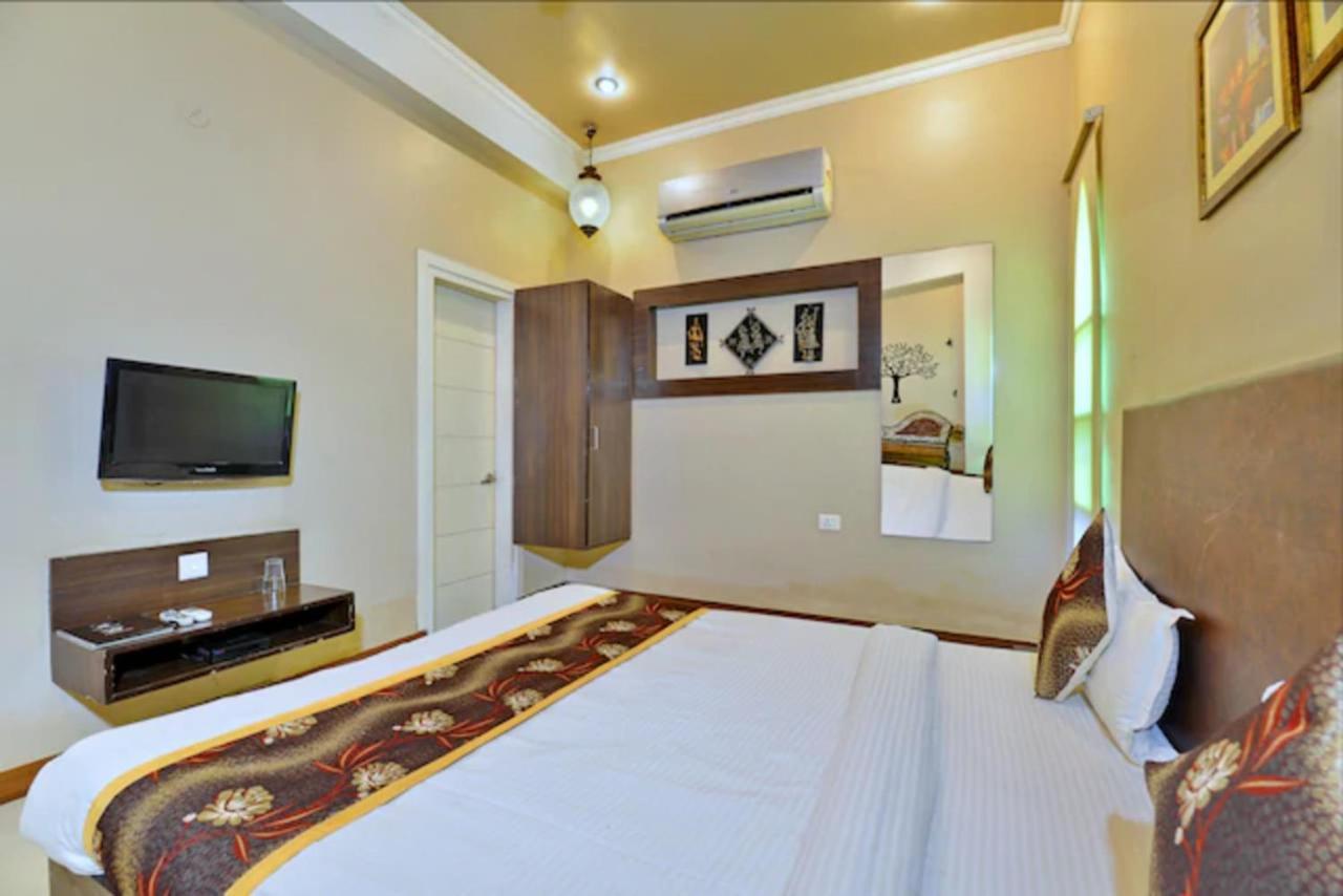 Dev Hotel 3*