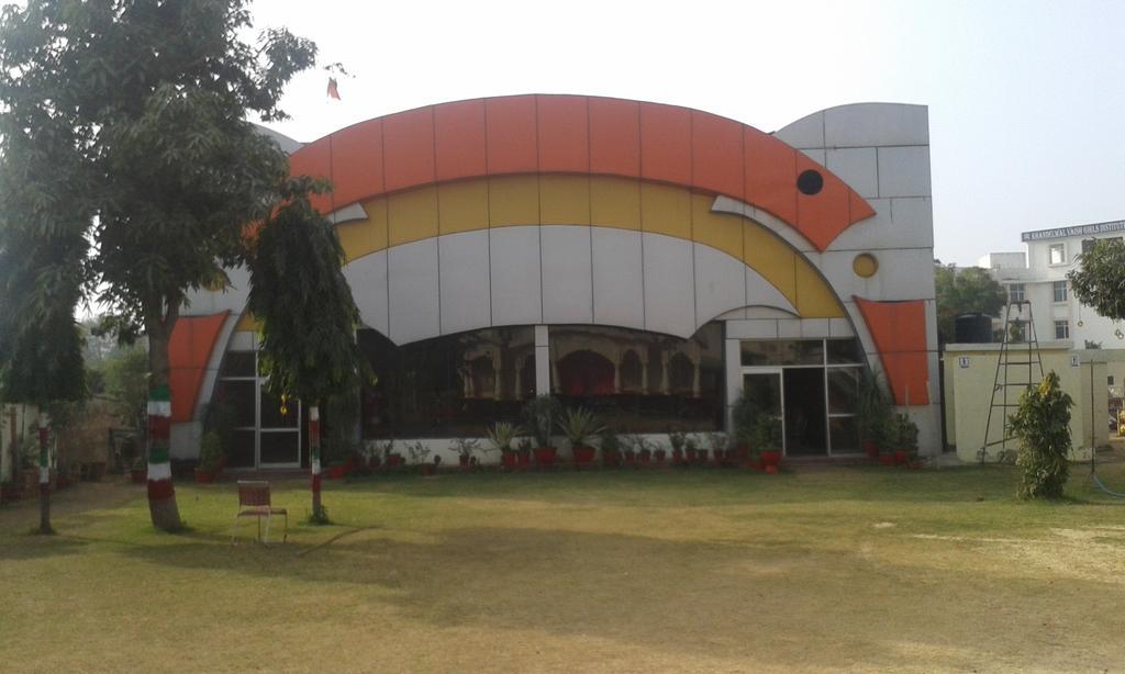 Resort Oyo 15214 Mahal Rajwada
