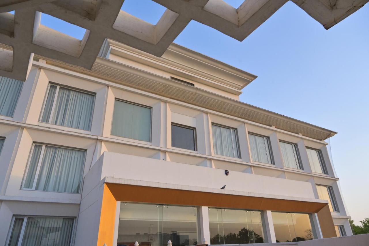 Stardom Resort 5*