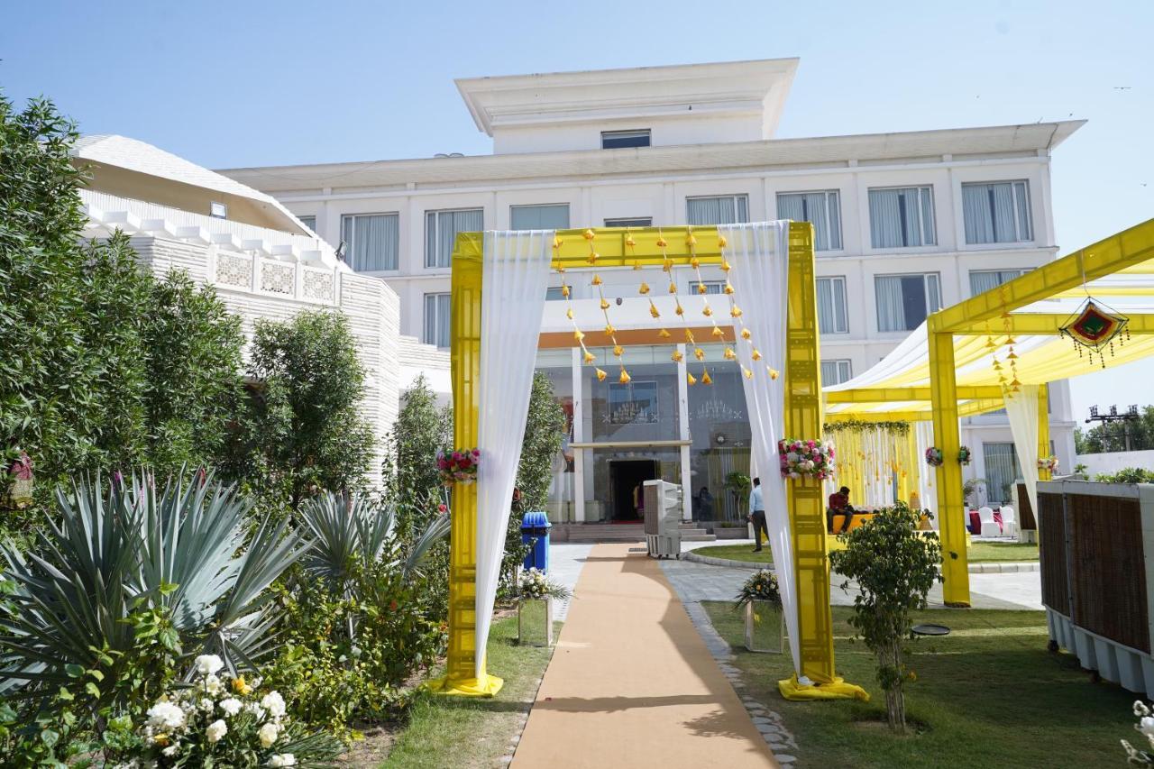 Stardom Resort 5*