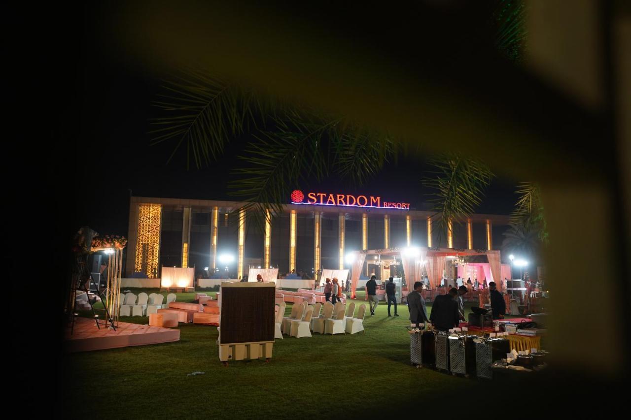 Stardom Resort