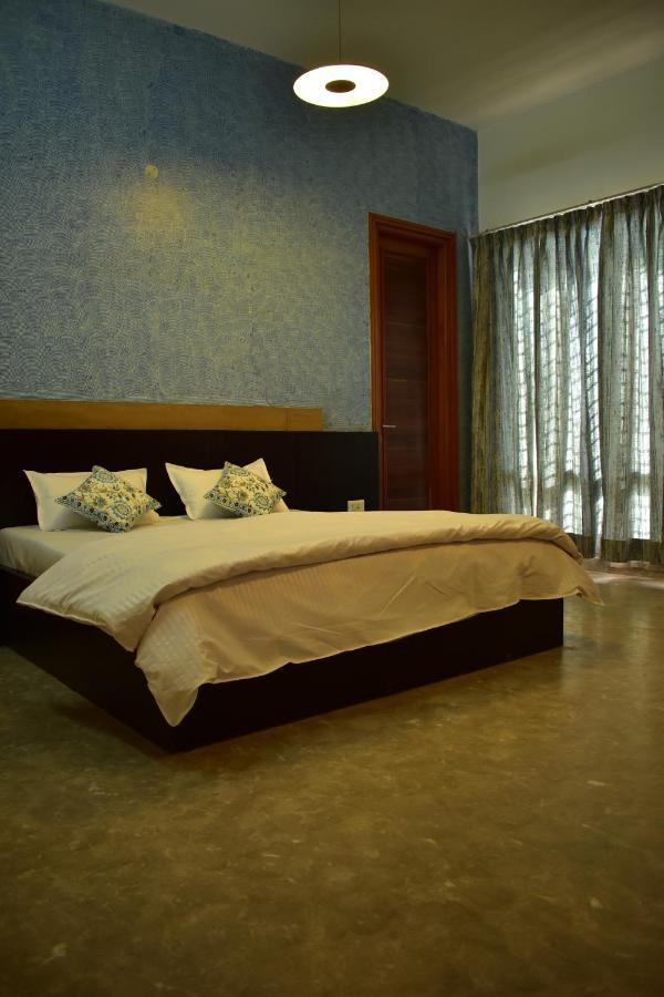 Farm stay Shakuntlam Farms 4bhk *