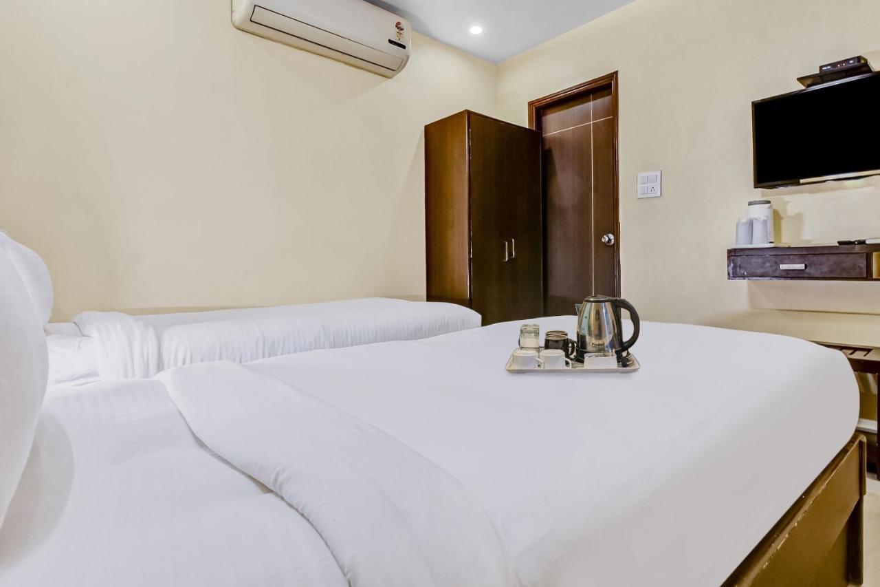 Oyo Townhouse 852 Hotel Vachi Inn 4*