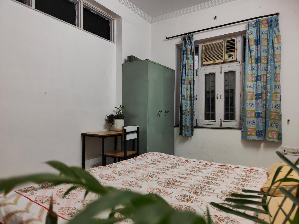 House No 87a Guest house