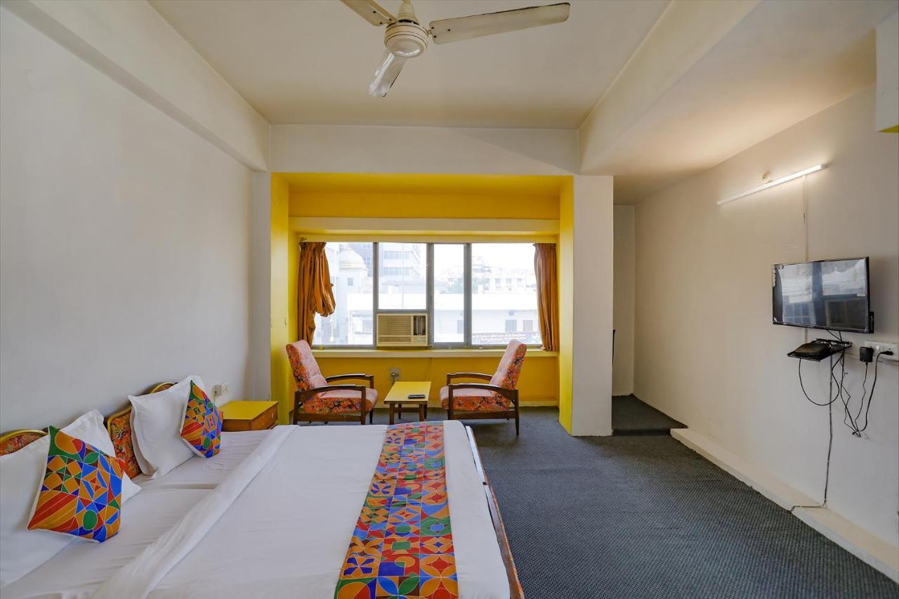 Fabhotel Emerlad Jaipur