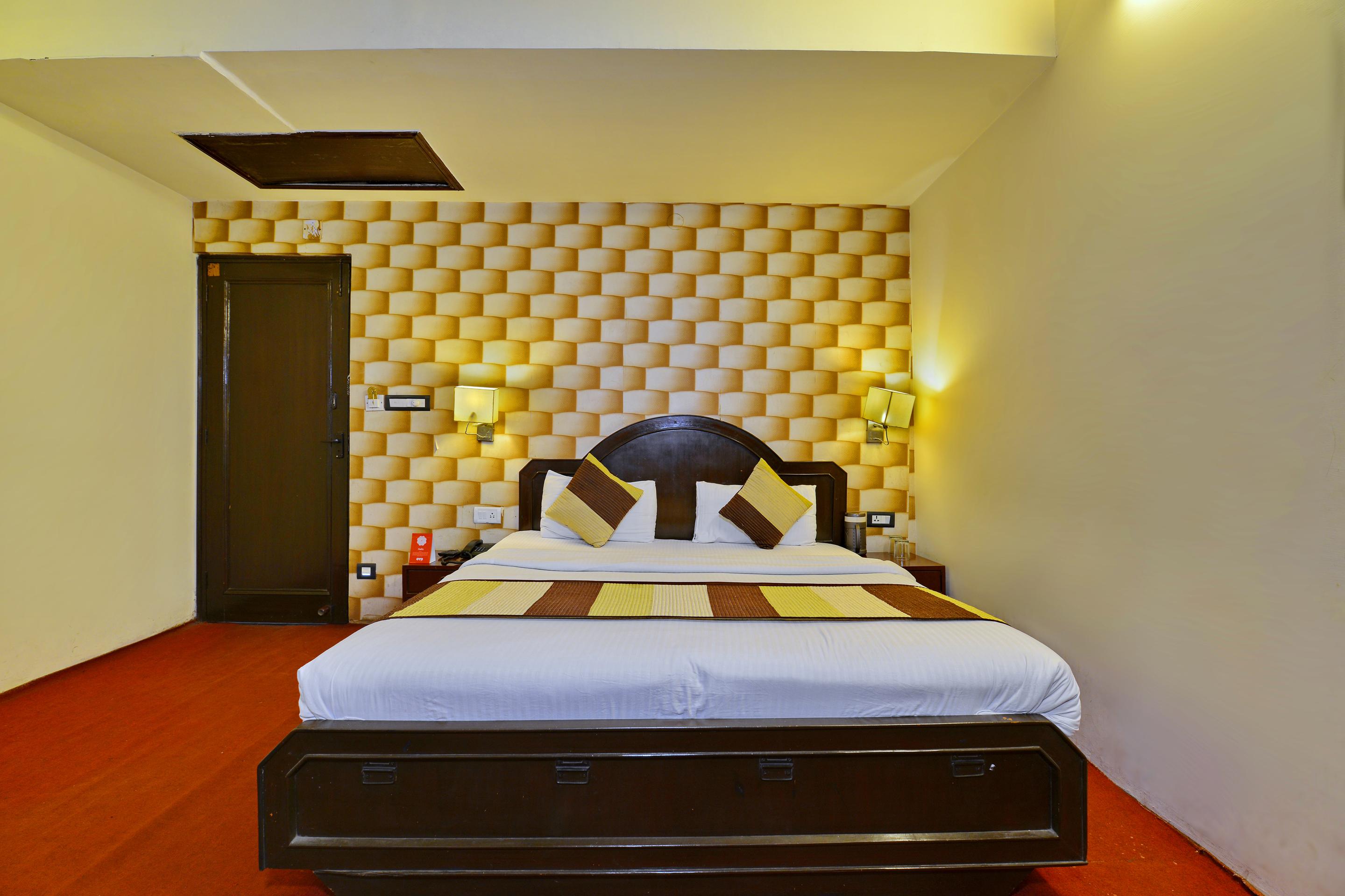 Hotel Maharani Plaza 3*