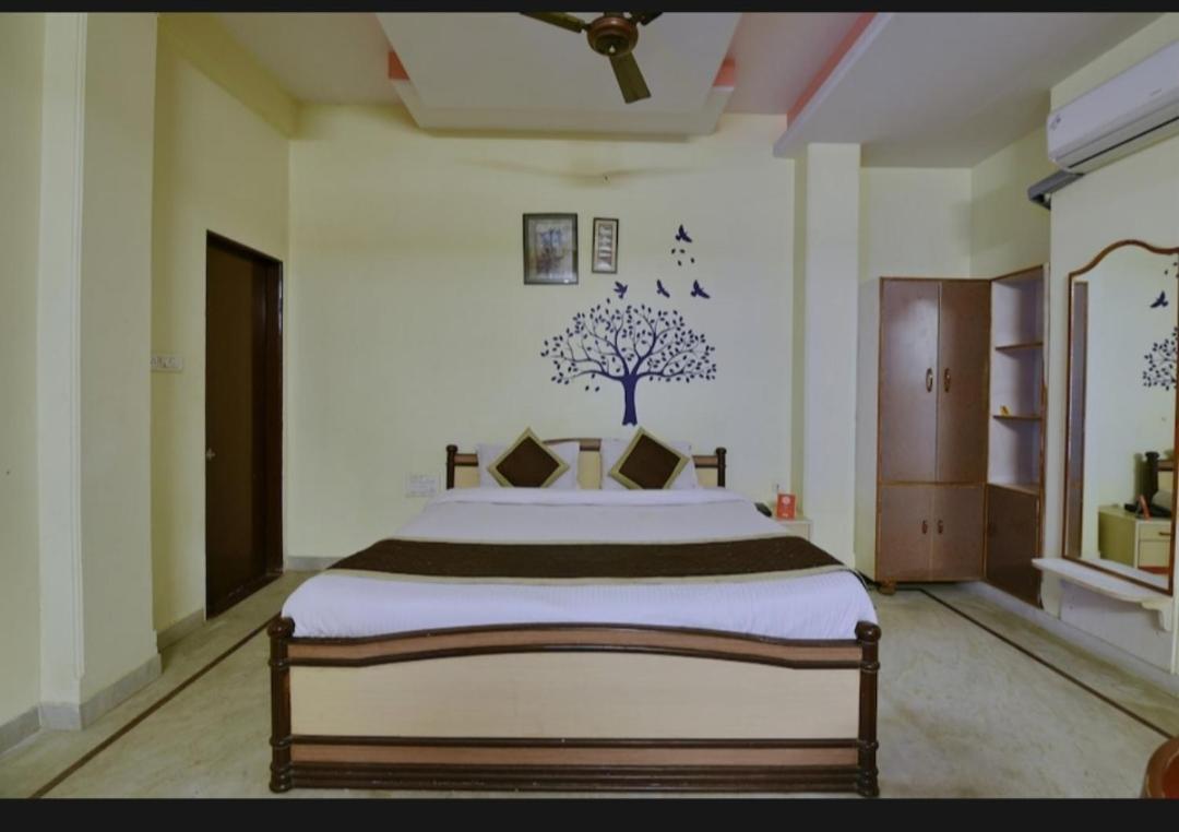 Mansarovar Palace Hotel Jaipur