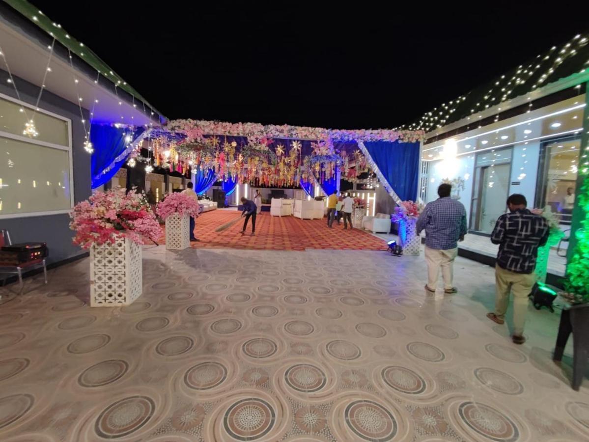 Hotel Sparsh Canopy 2*
