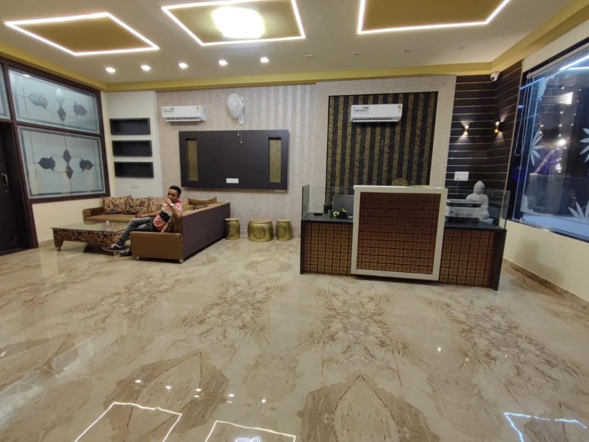 Hotel Sparsh Canopy