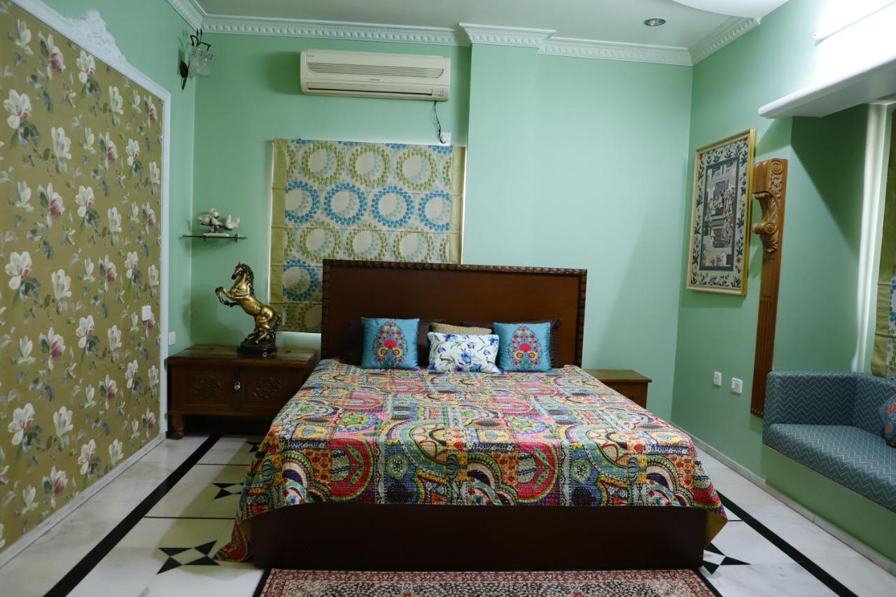 Aura Royal * Jaipur