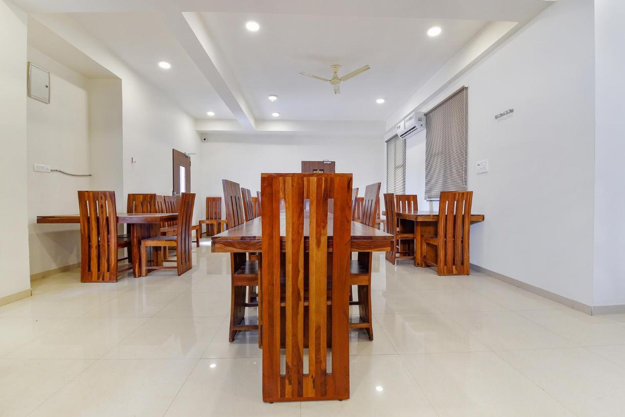Fabhotel Prime Oxus 3*