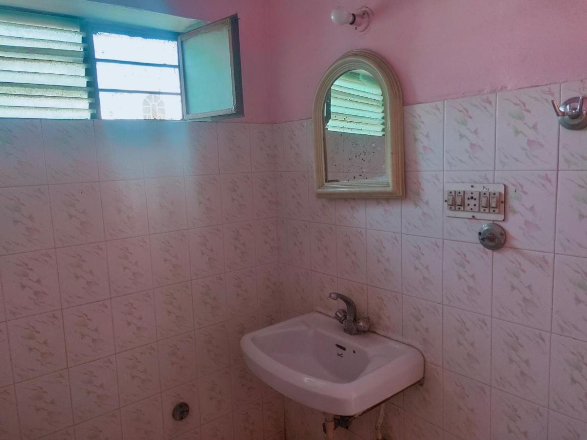 Jwala Niketan Guesthouse Private Rooms