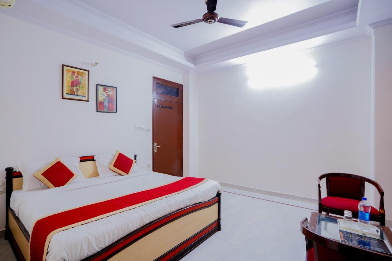 Mansarovar Palace Hotel
