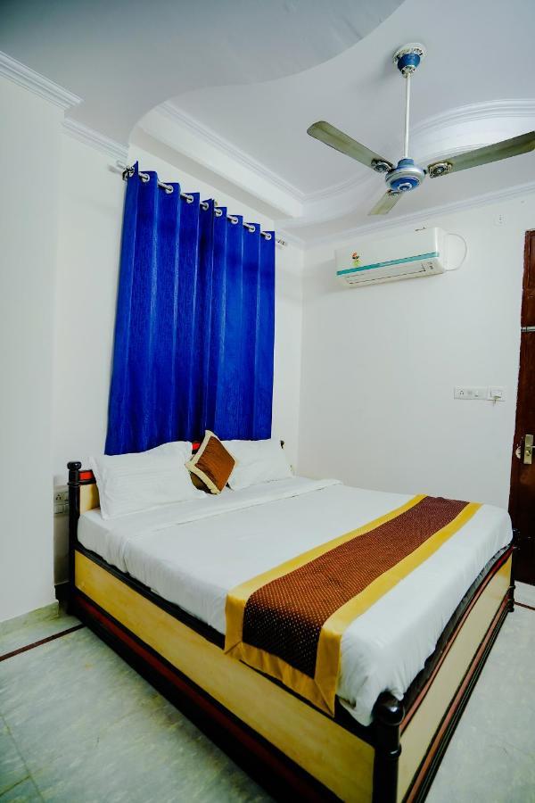 Hotel Mansarovar Palace