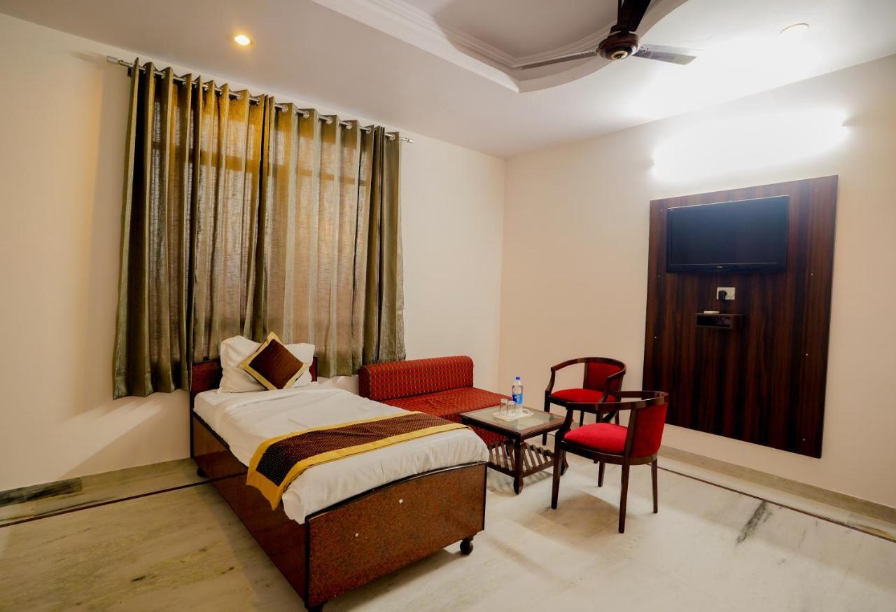 Mansarovar Palace Hotel Jaipur