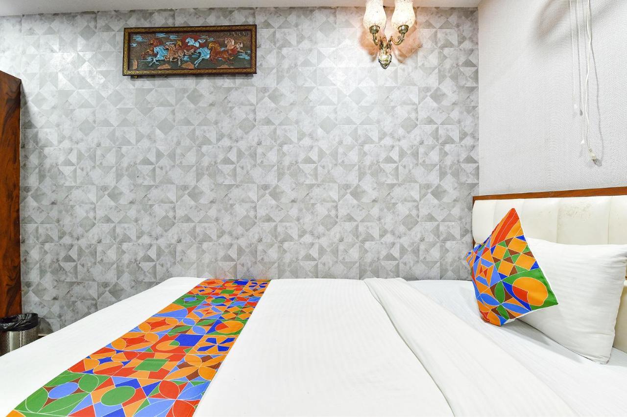 Fabhotel Queens Hub Hotel 3*