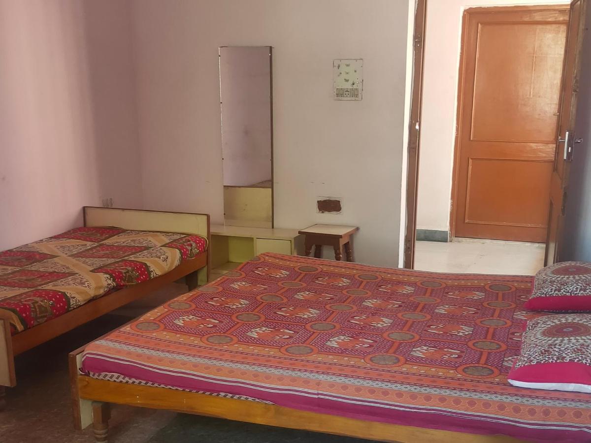 Jwala Niketan Guesthouse Private Rooms Jaipur