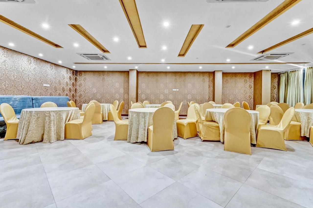 Hotel Oyo Townhouse 852 Hotel Vachi Inn 4*