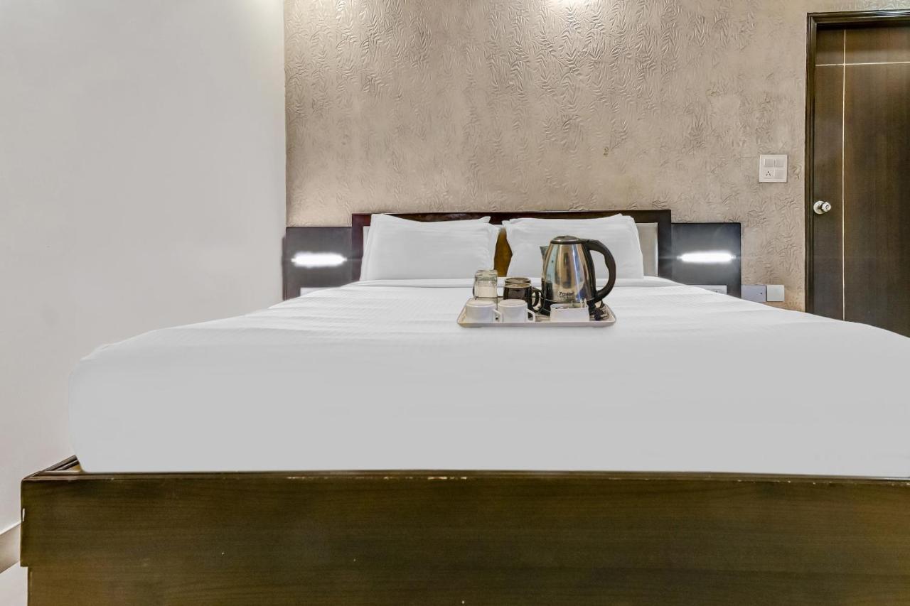 Hotel Oyo Townhouse 852 Hotel Vachi Inn 4*