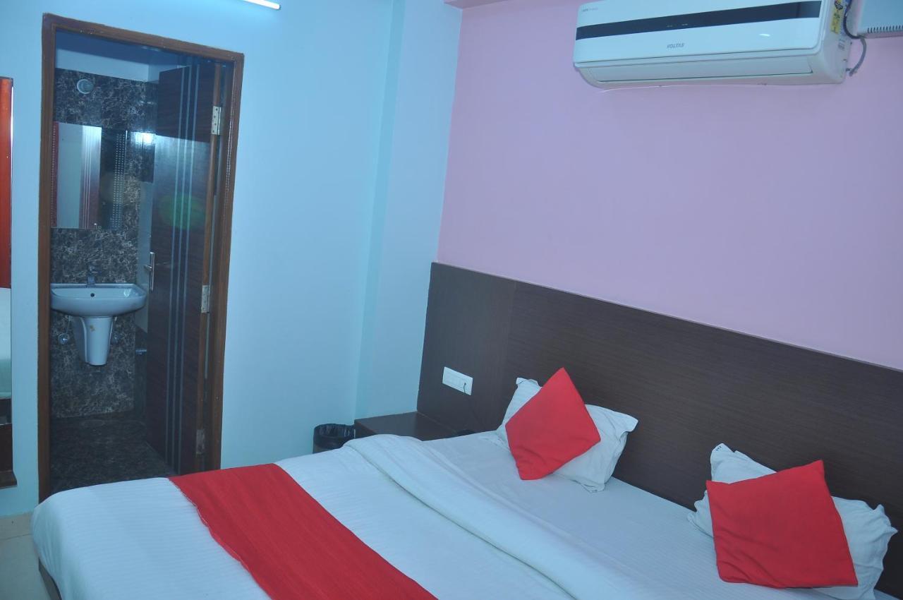 Hotel Thikana Palace