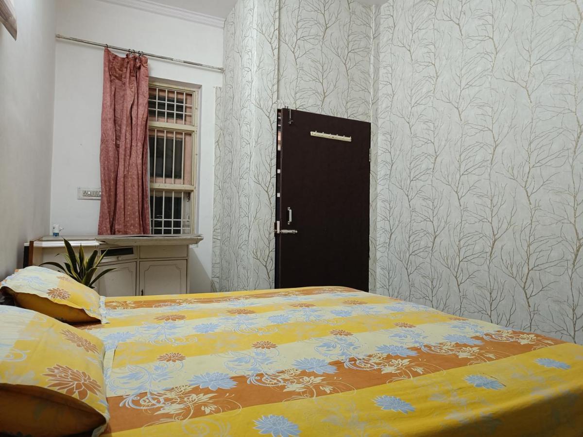 Guest house House No 87a