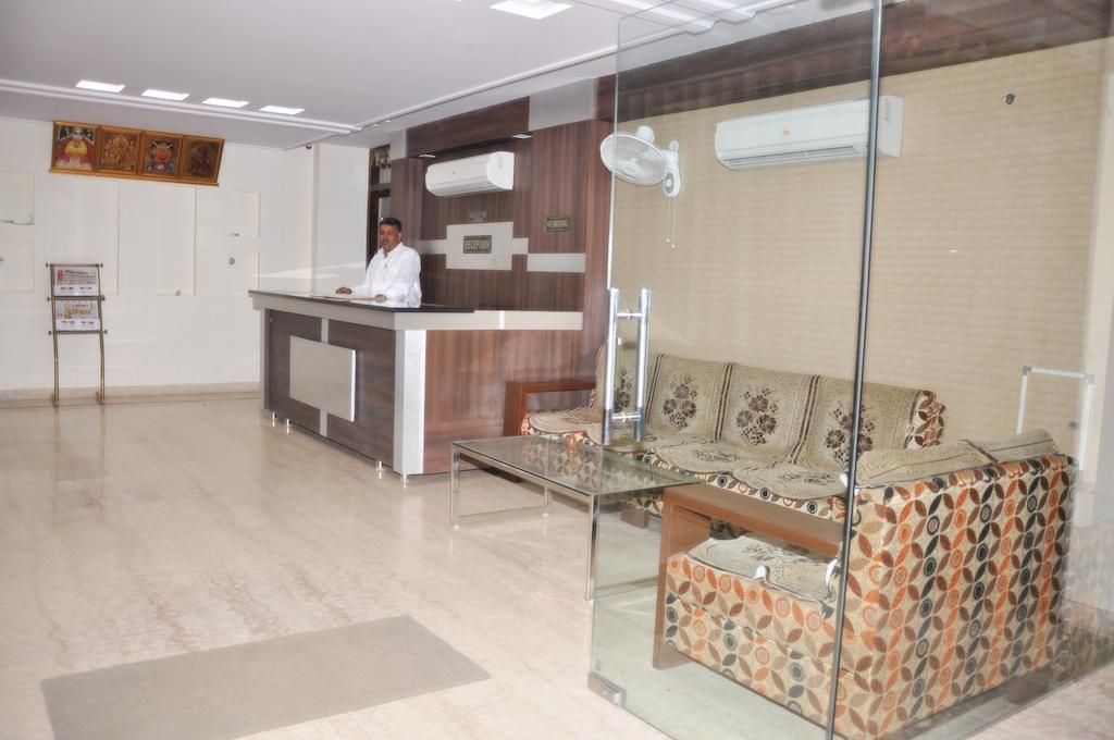 Siddhi Vinayak Station Road Hotel Jaipur