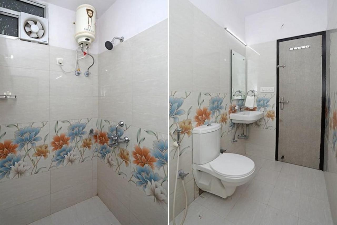 Hotel Chandramouli 2*