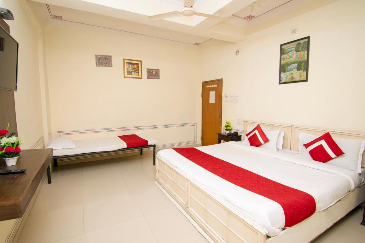 Townhouse Chandpole Metro Station Formerly Raghuraj Palace Hotel Jaipur