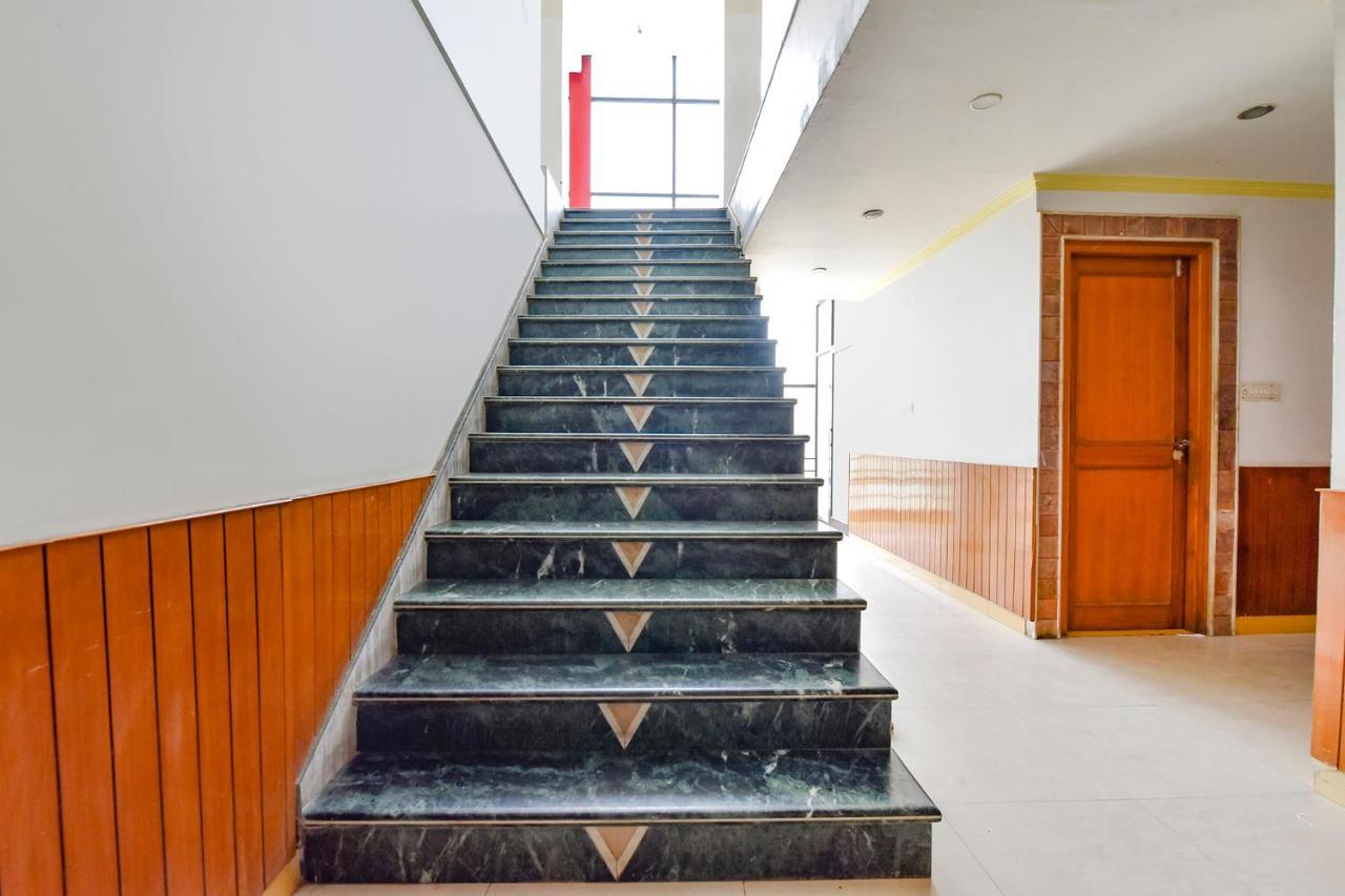 Fabhotel Fly View Hotel Jaipur
