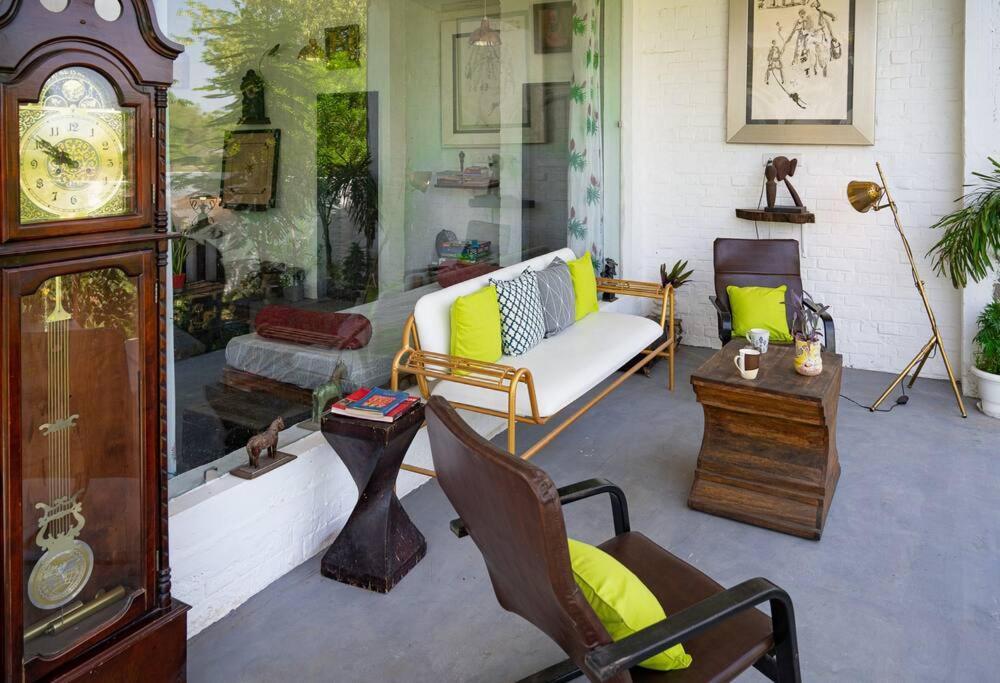 The Artists' Farm Villa *