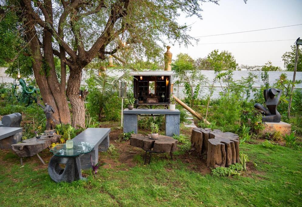 The Artists' Farm Villa