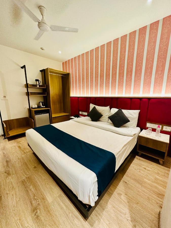 Mystic Falls Hotel 3*