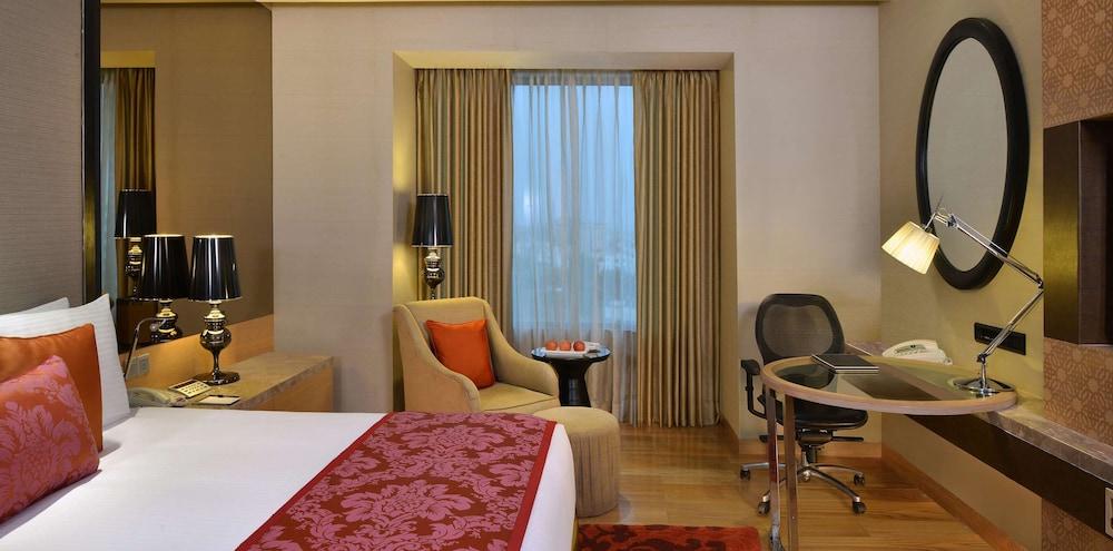 Radisson Blu 5*