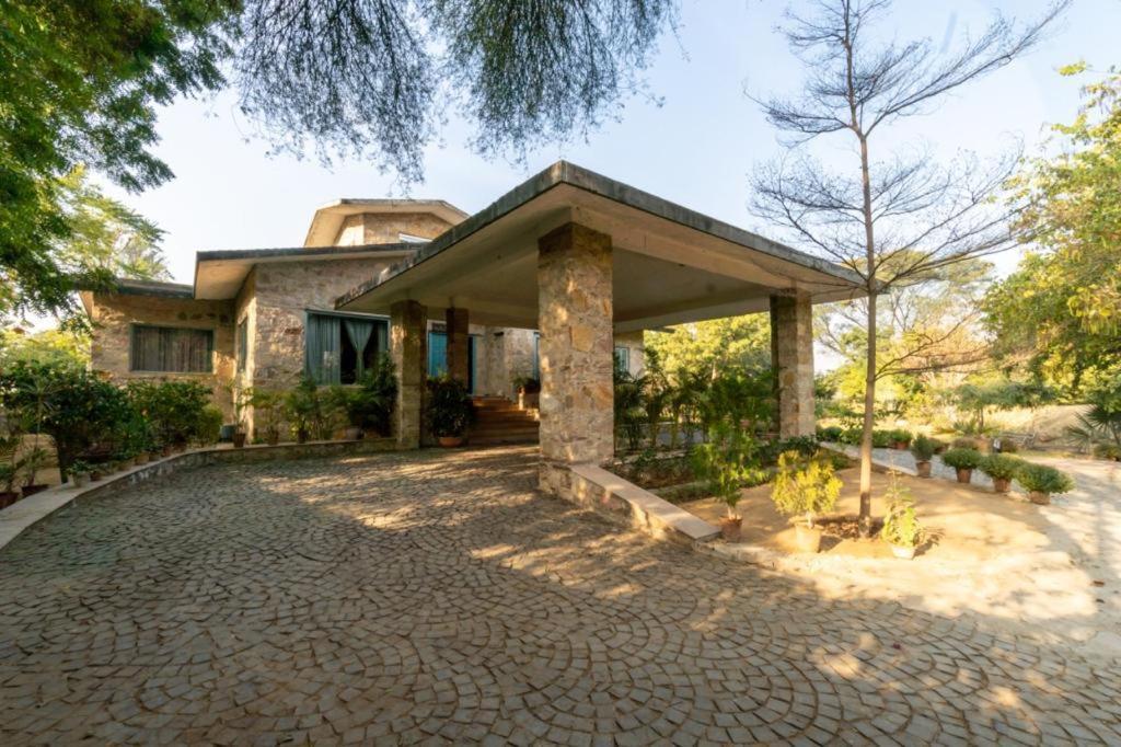 Rosastays Amer The Barn House Homestay *