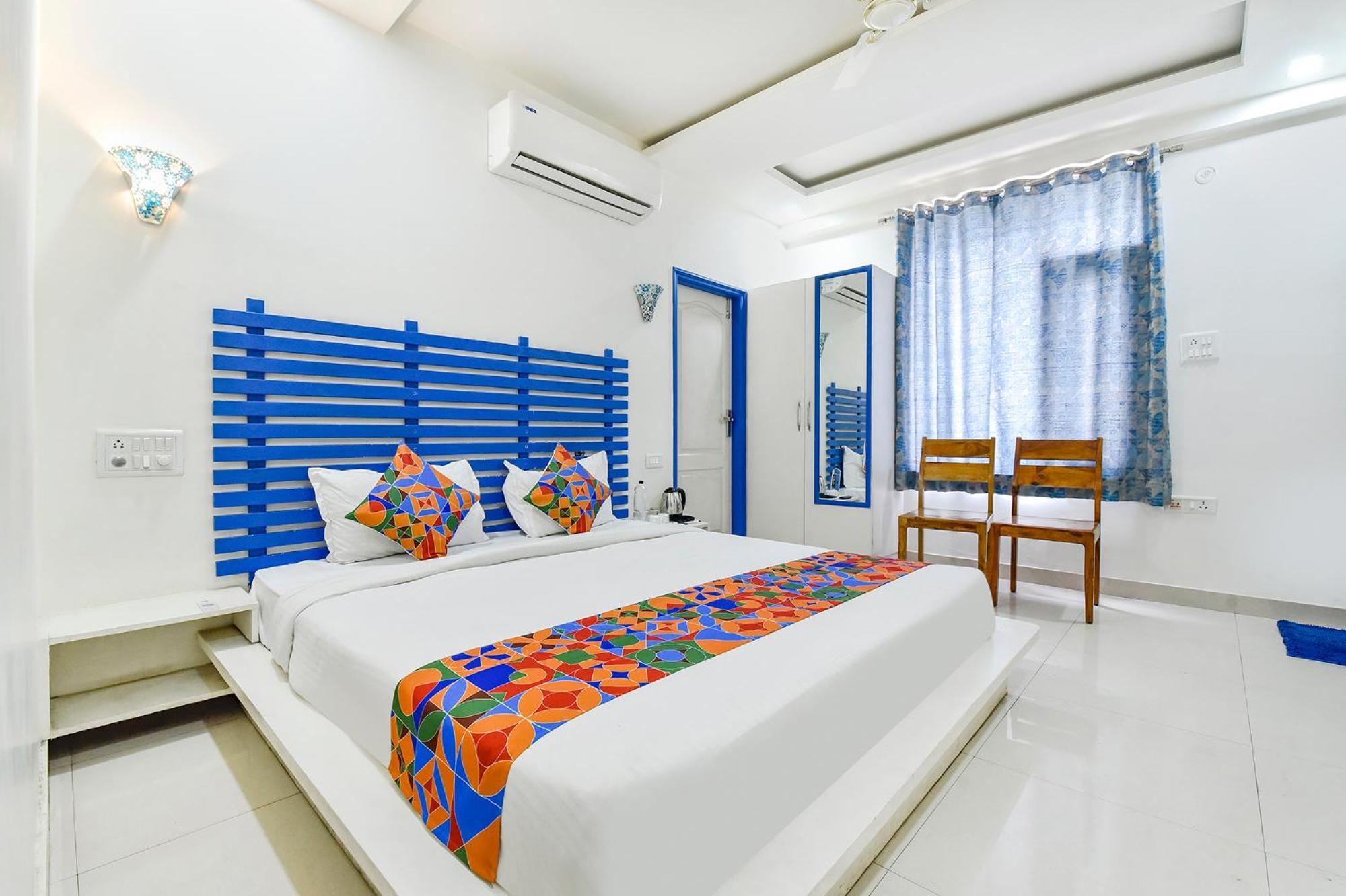 Hotel Fabhotel Istana 3*