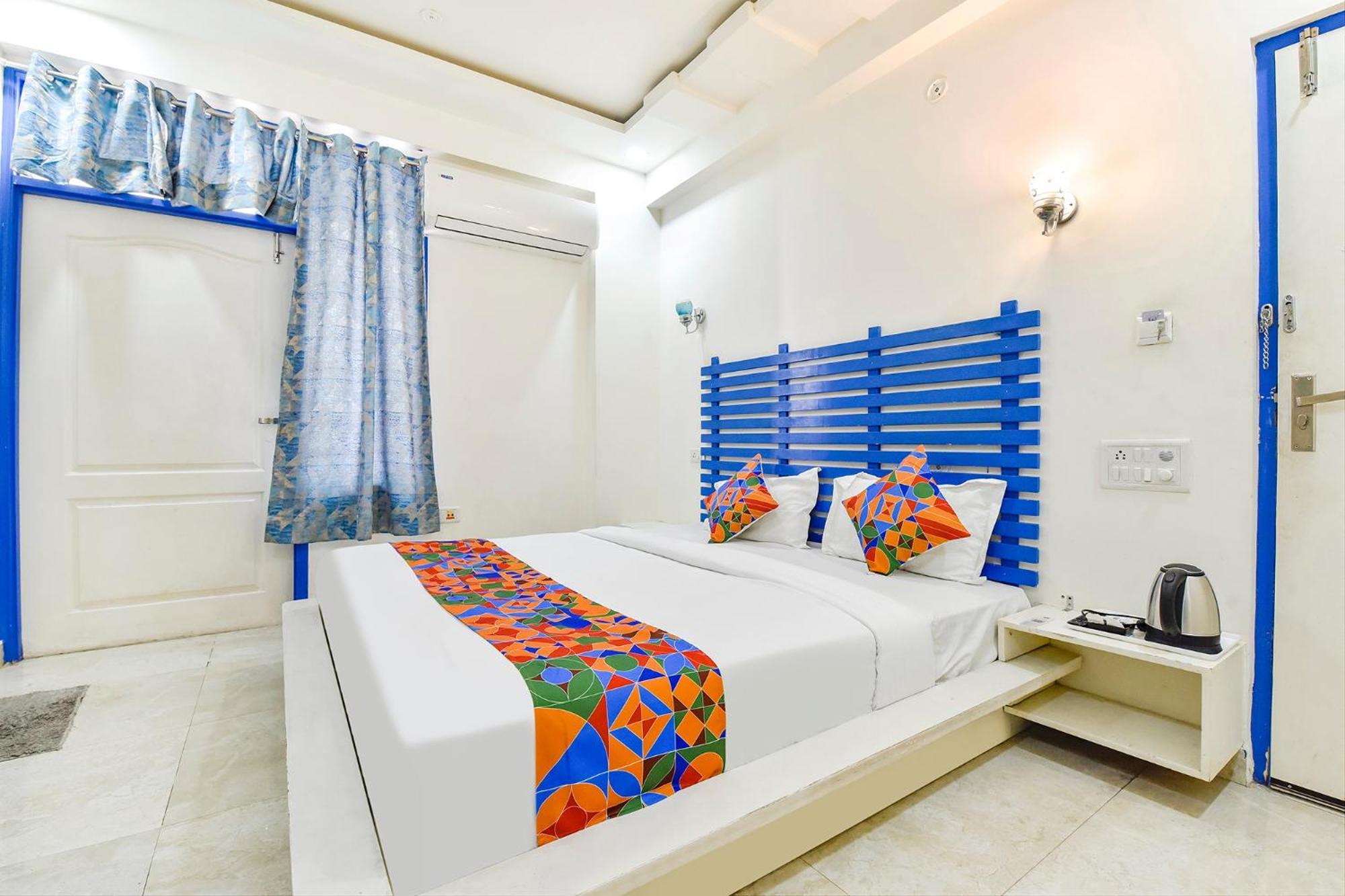 Hotel Fabhotel Istana 3*