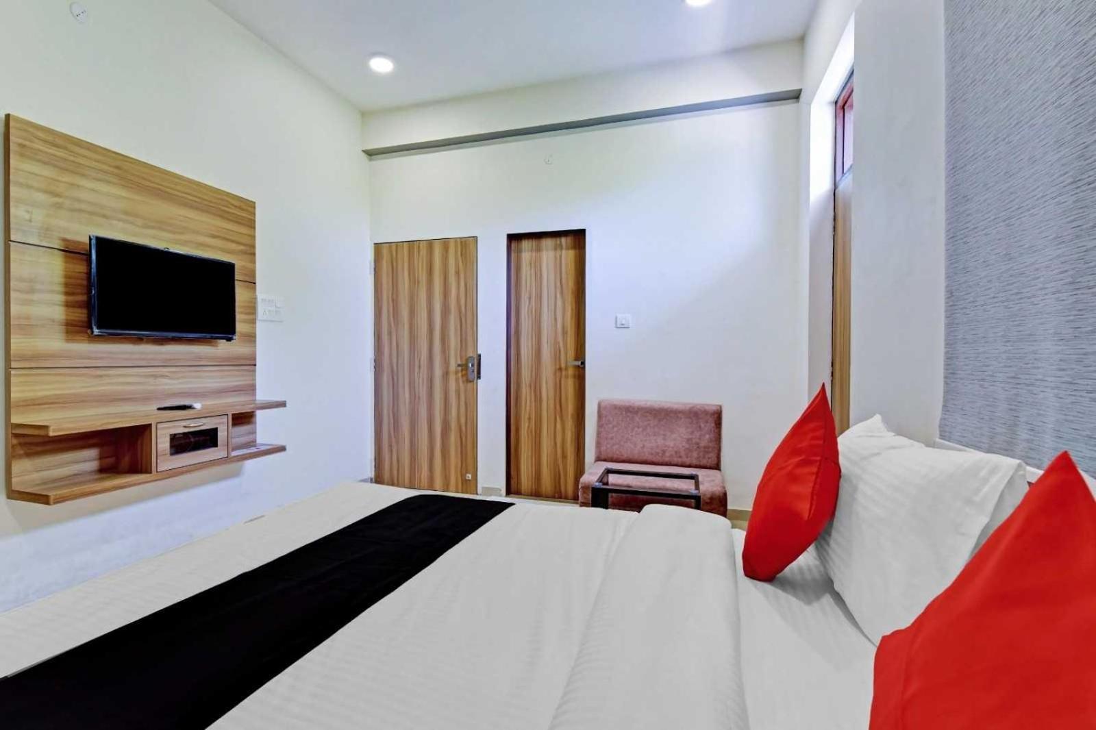 Hotel Super Collection O Roxas 3*