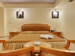 Hotel Oyo 15359 Kachandeep