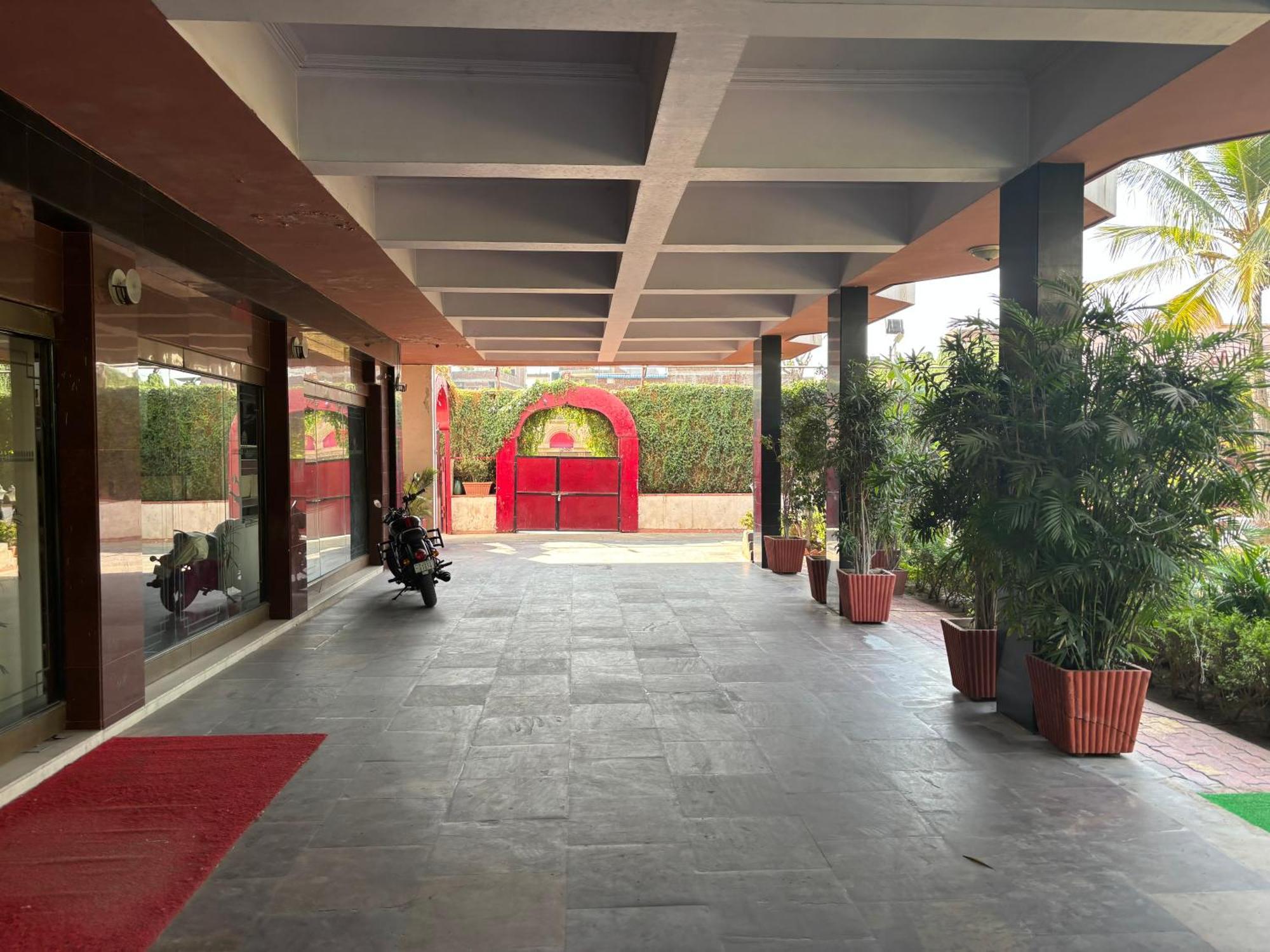 Hotel Maya International Jaipur