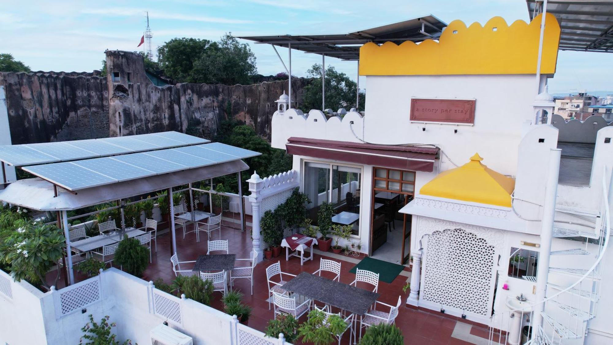 Chitra Katha - A Story Per Hotel Jaipur