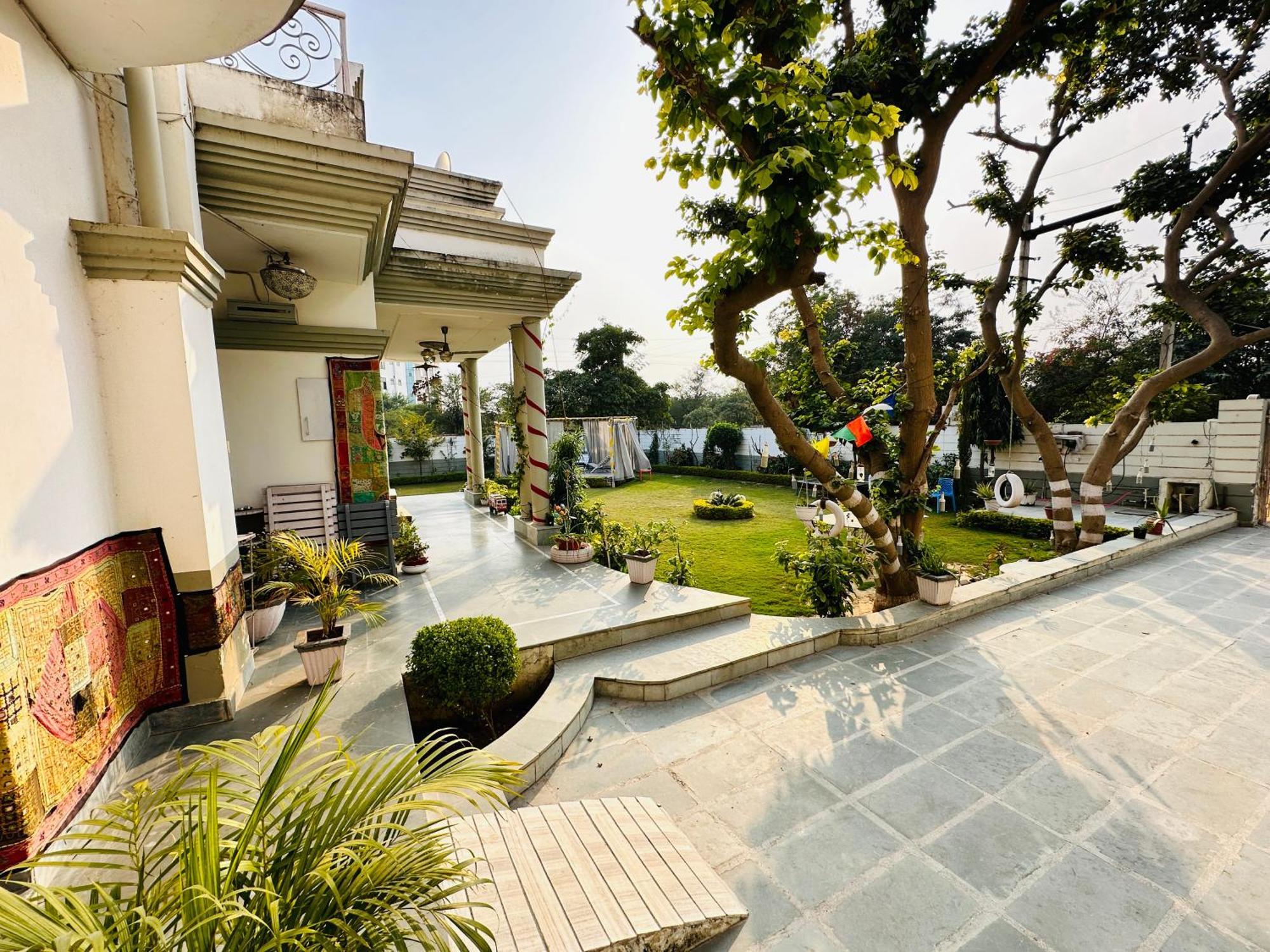 Lush Jaipur