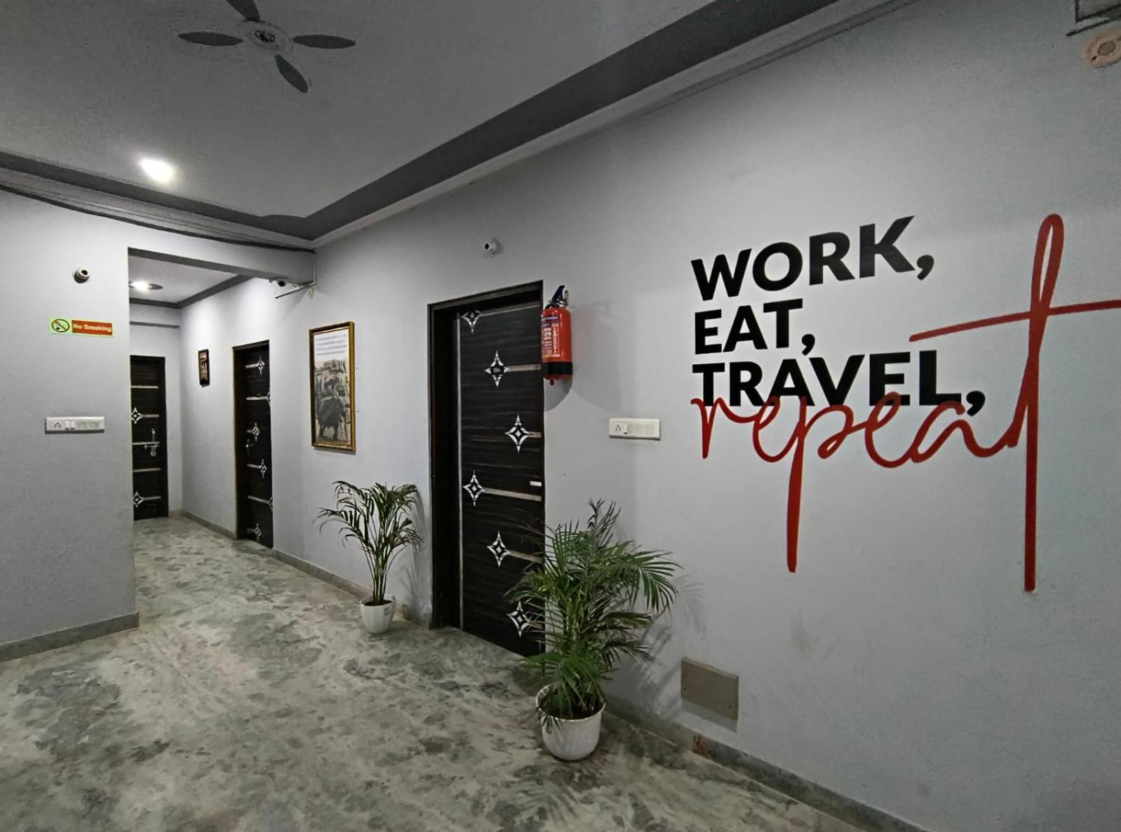 7 Nights Hotel