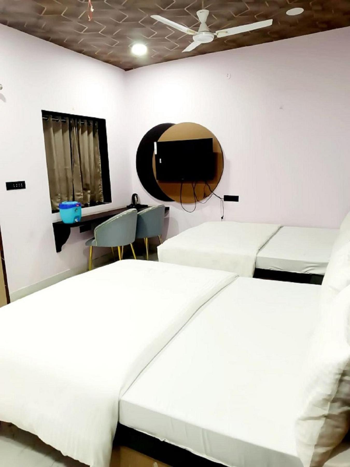 Hotel Sparsh Canopy