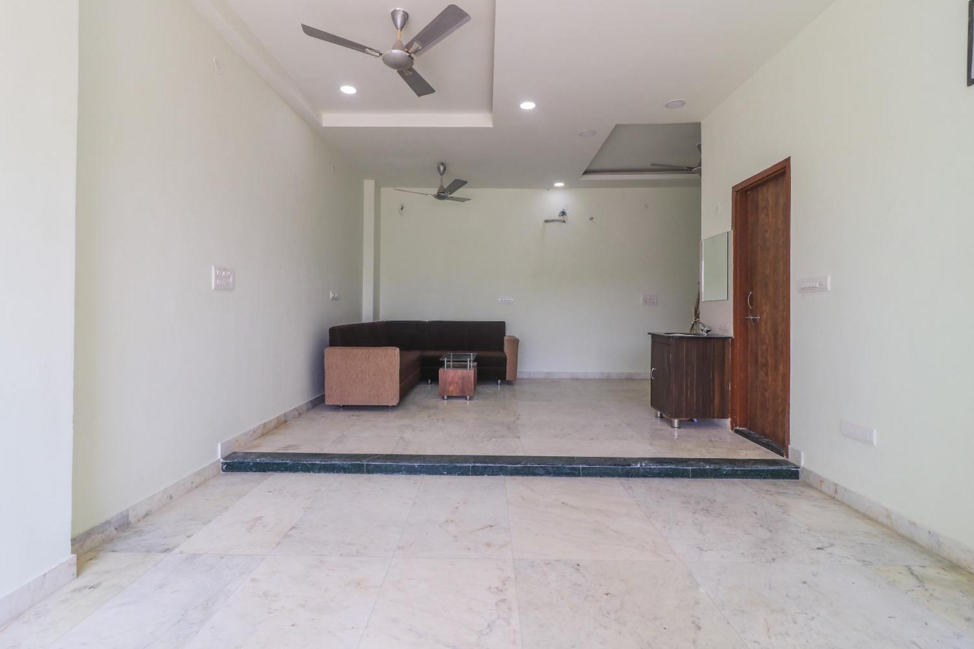 Oyo Flagship The Mint Hotel Jaipur